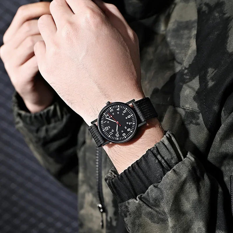 luxury men’s luminous watch